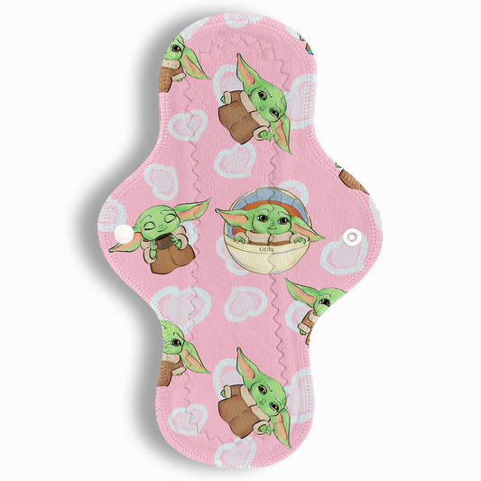 Abundante baby yodha rosa 29 cms