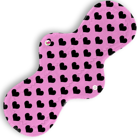 Nocturna corazones negro fondo rosa 36 cms