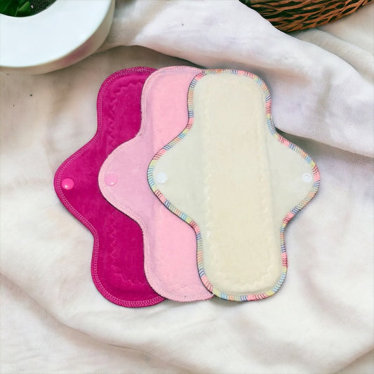 Paquete 3 toallas flujo regular 26cms cotton candy